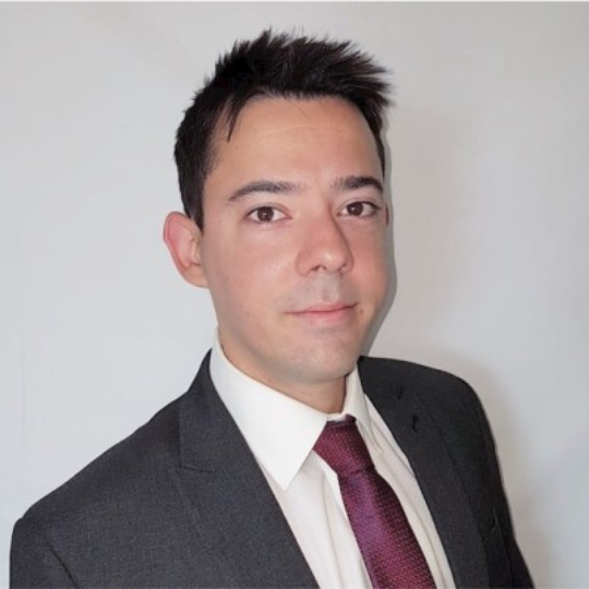 Headshot of Gabriel Azevedo